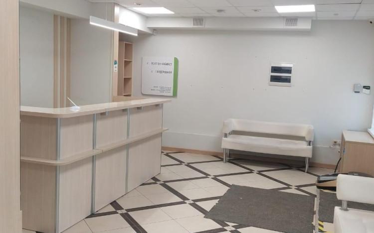 Вид ресепшн на этаже