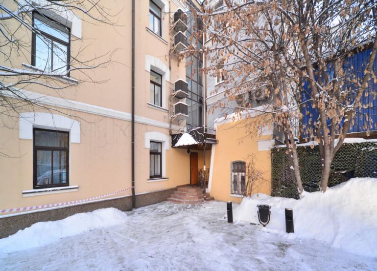 Николоямская Плаза: Вид территории