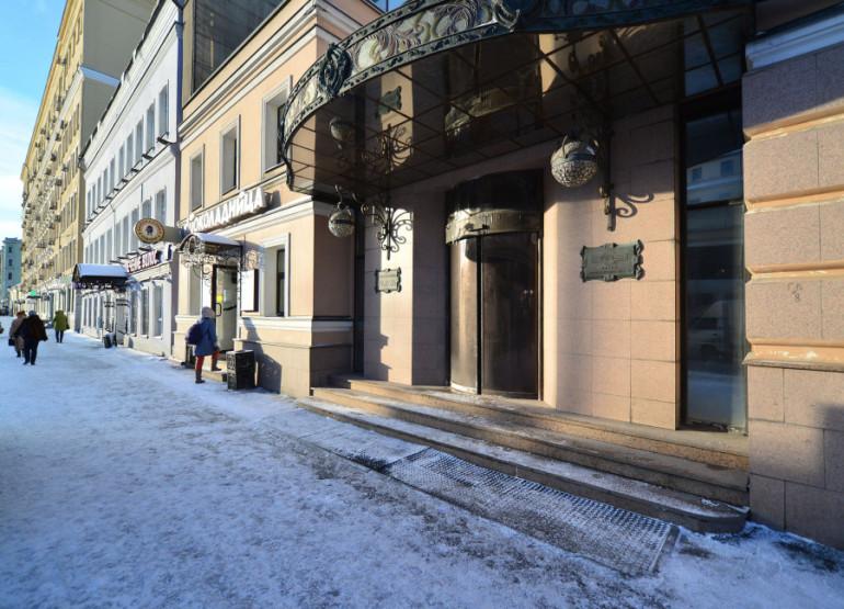 Николоямская Плаза: Вид здания