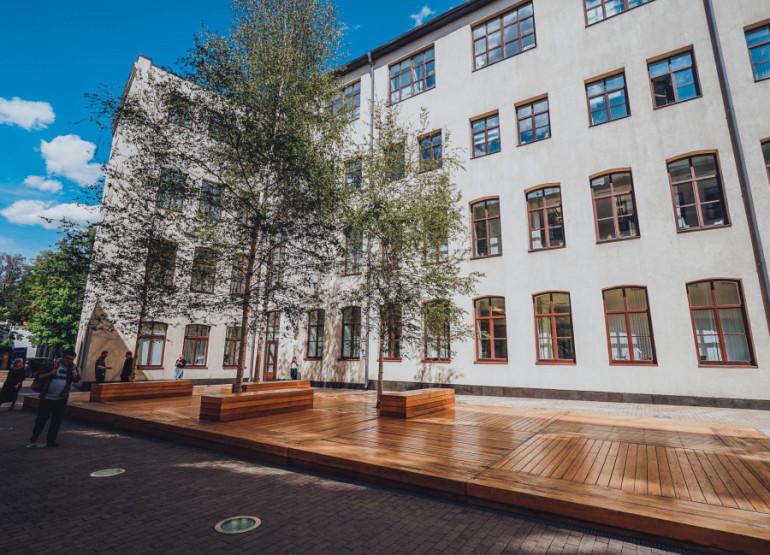 Фабрика Станиславского: Вид территории